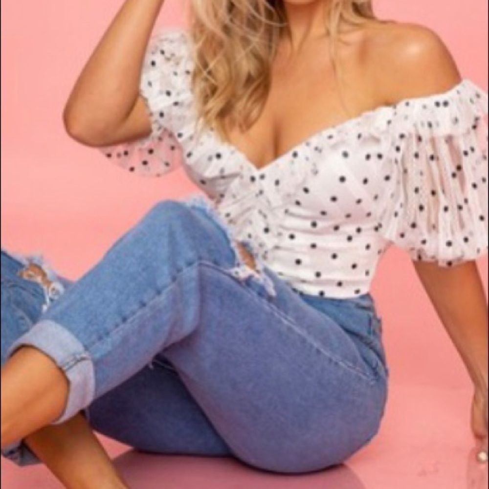 New Off the shoulder puff ruffle polka dot blouse